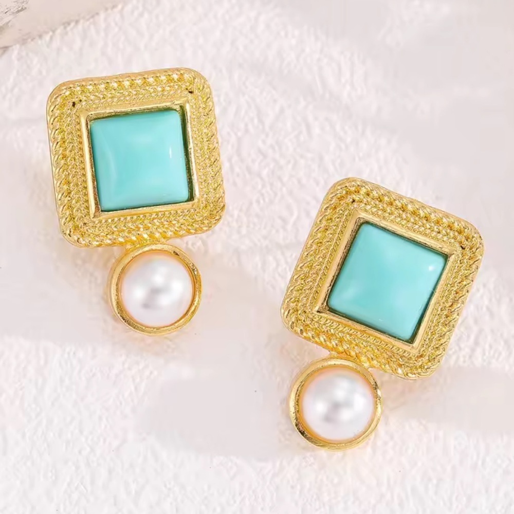 Vintage Turquoise Pearl Golden Earrings